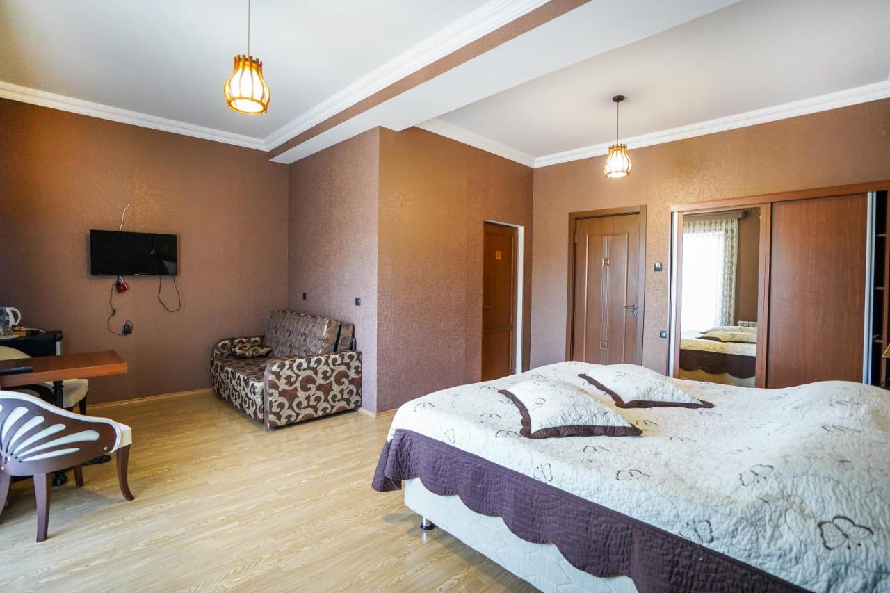 Natali Hotel Боржоми Екстериор снимка