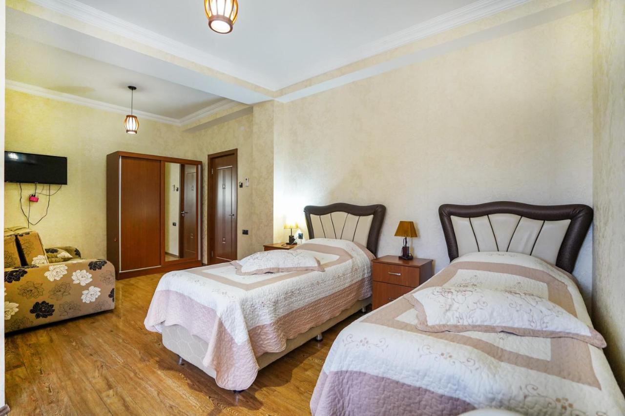 Natali Hotel Боржоми Екстериор снимка