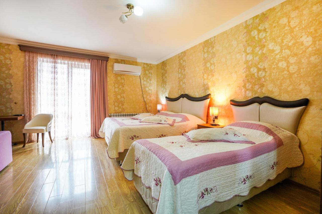 Natali Hotel Боржоми Екстериор снимка