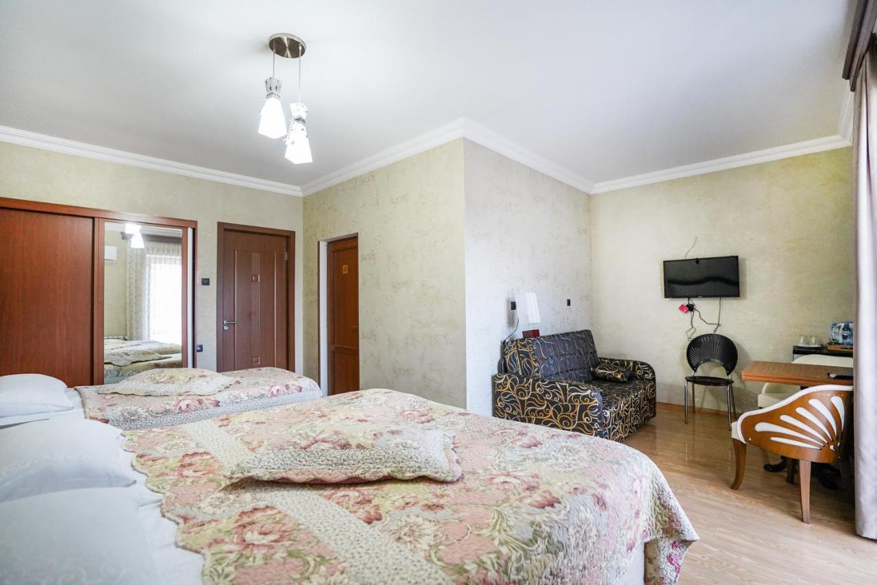 Natali Hotel Боржоми Екстериор снимка