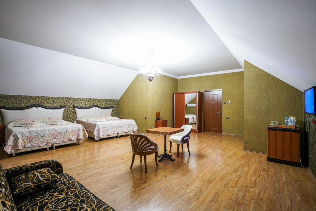 Natali Hotel Боржоми Екстериор снимка