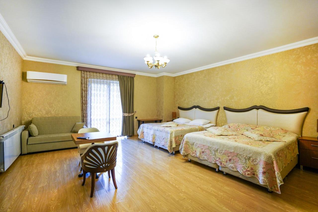 Natali Hotel Боржоми Екстериор снимка