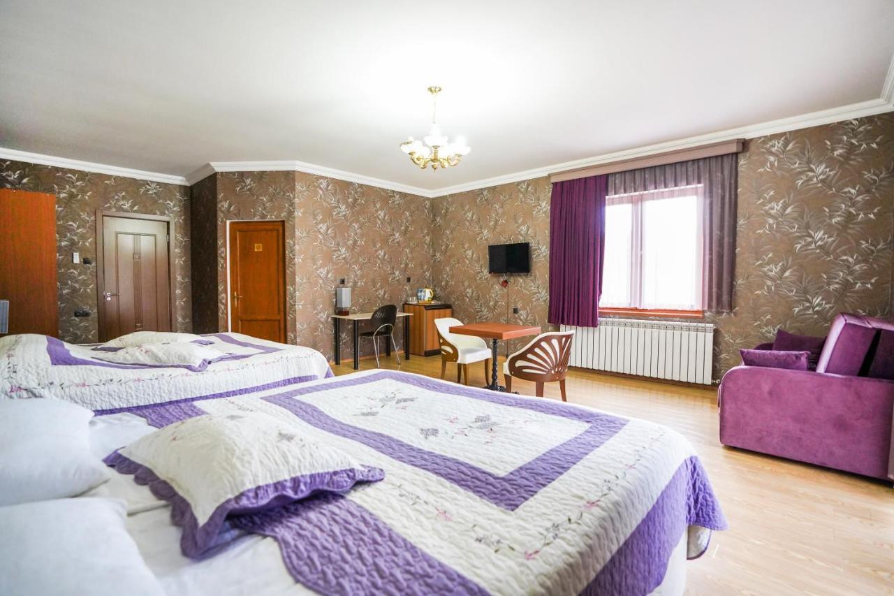 Natali Hotel Боржоми Екстериор снимка