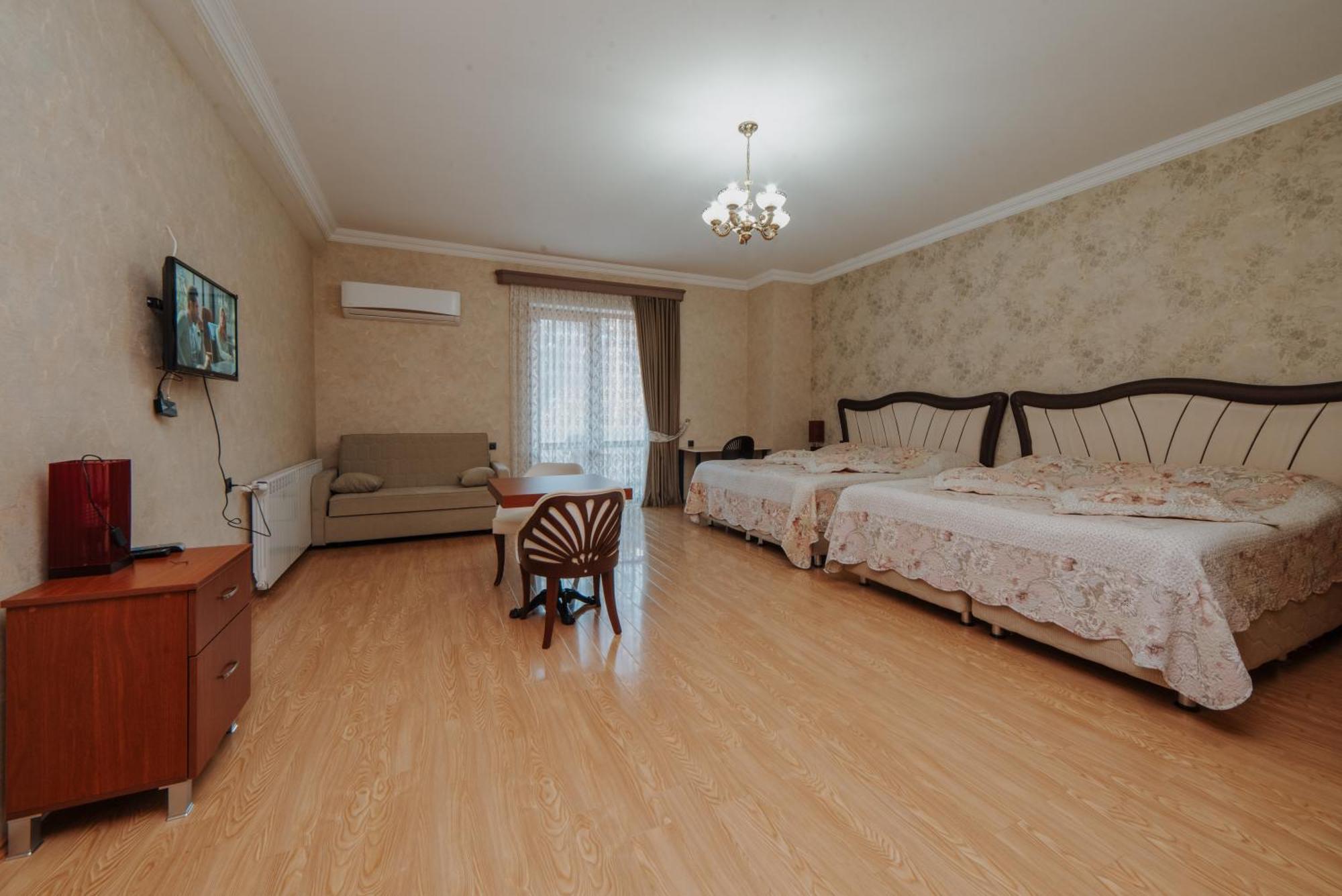 Natali Hotel Боржоми Екстериор снимка
