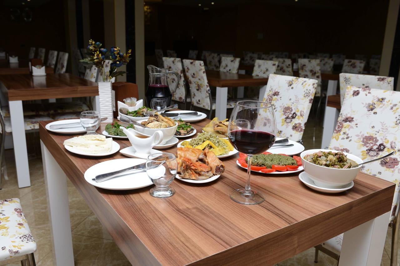Natali Hotel Боржоми Екстериор снимка